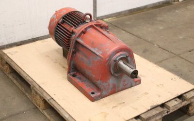 Alternative view of Getriebemotor 3,7 kW 28 U/min von Bauer - D447/166