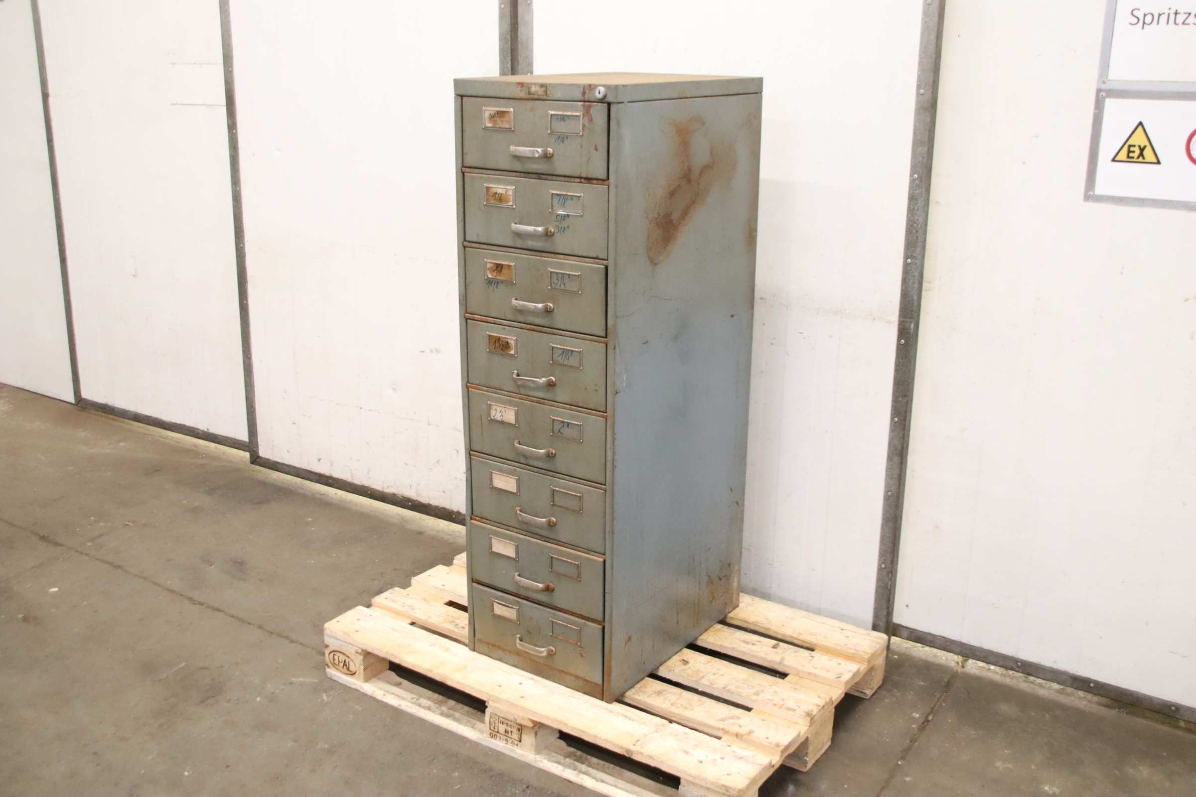 Werkzeugschrank Schubladenschrank von unbekannt - 420/625/H1350 mm