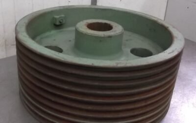 Alternative view of Keilriemenscheibe 9-rillig von Guss - SPC 570-9 (22 mm)