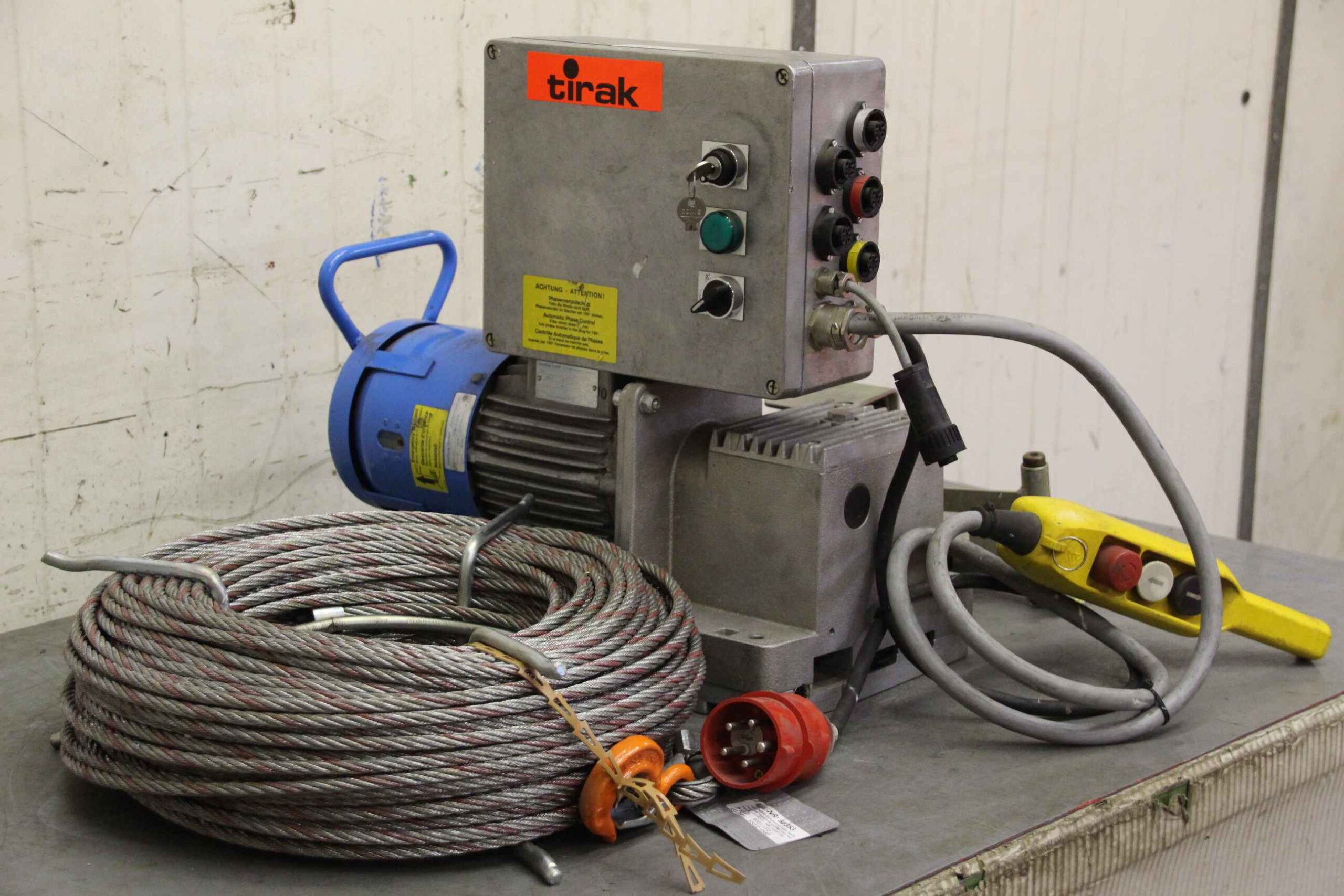Elektroseilzug für Personentransport von tirak Greifzug** - L502P