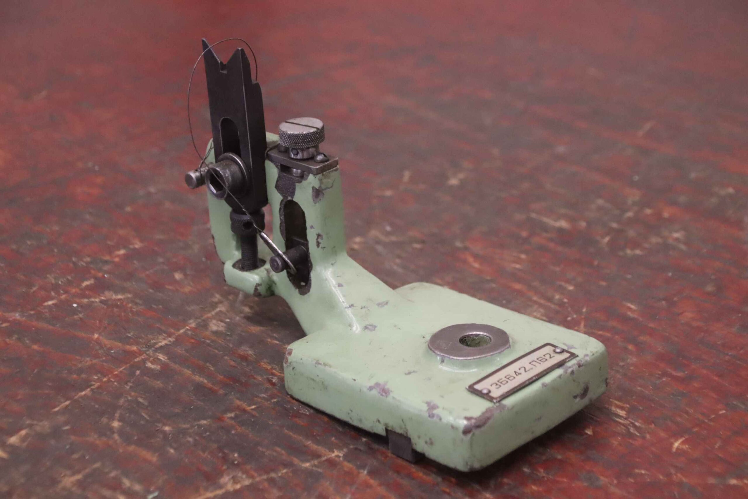 Halter für Werkzeugschleifmaschine von Stankoimport - 36642.M62