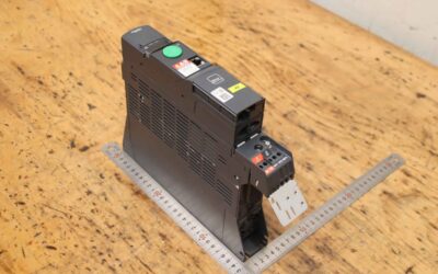 Frequenzumrichter 1,1 kW von Schneider Electric - Altivar 320 ATV320U11N4B
