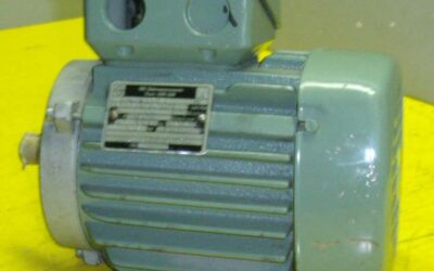 Elektromotor 0,37 kW 2750 U/min von VEB - KMERB71K2