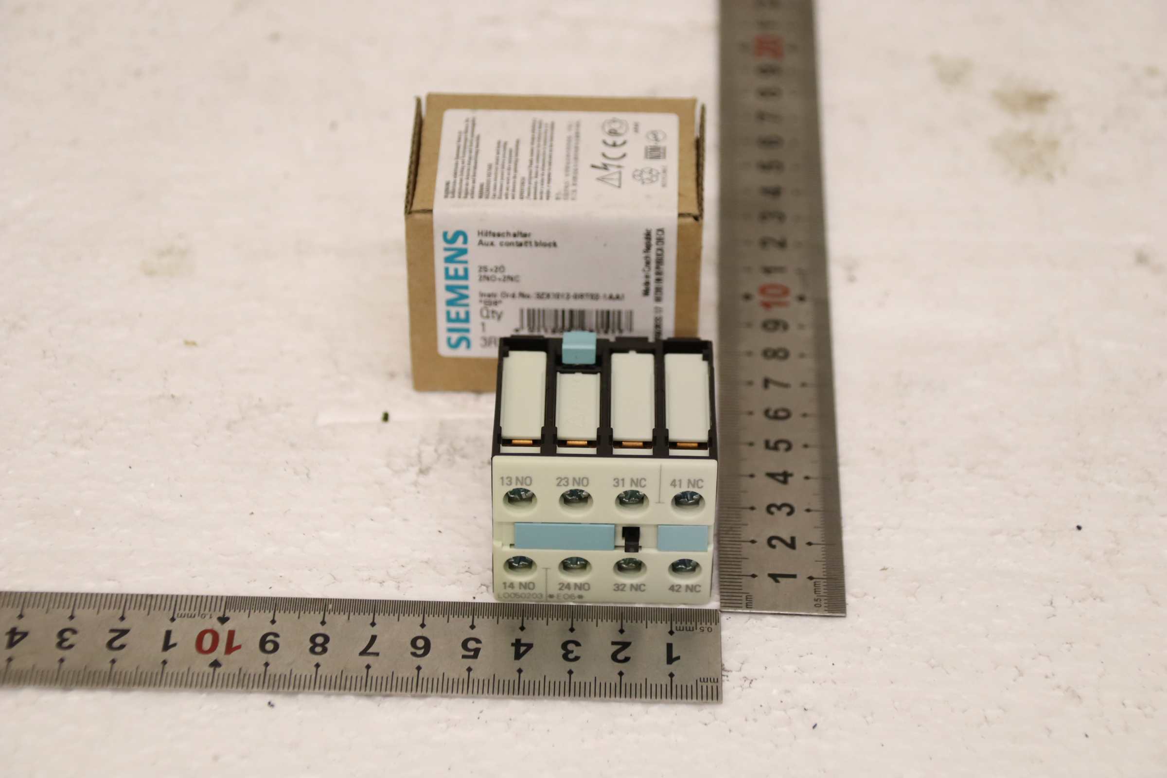 Hilfsschalterblock von Siemens - 3RH1921-1FA22 3ZX1012-0RT02-1AA1 – Bild 3
