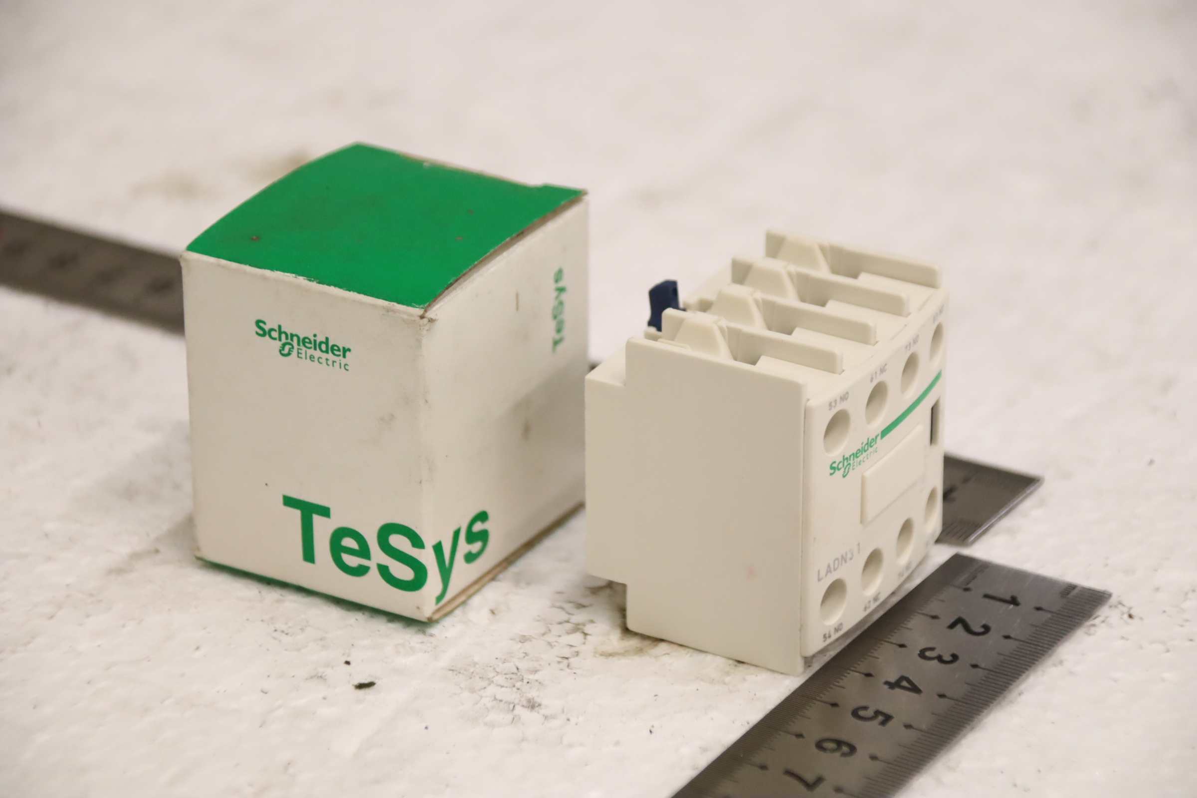 Hilfsschalterblock von Schneider Electric - LADN31 – Bild 2