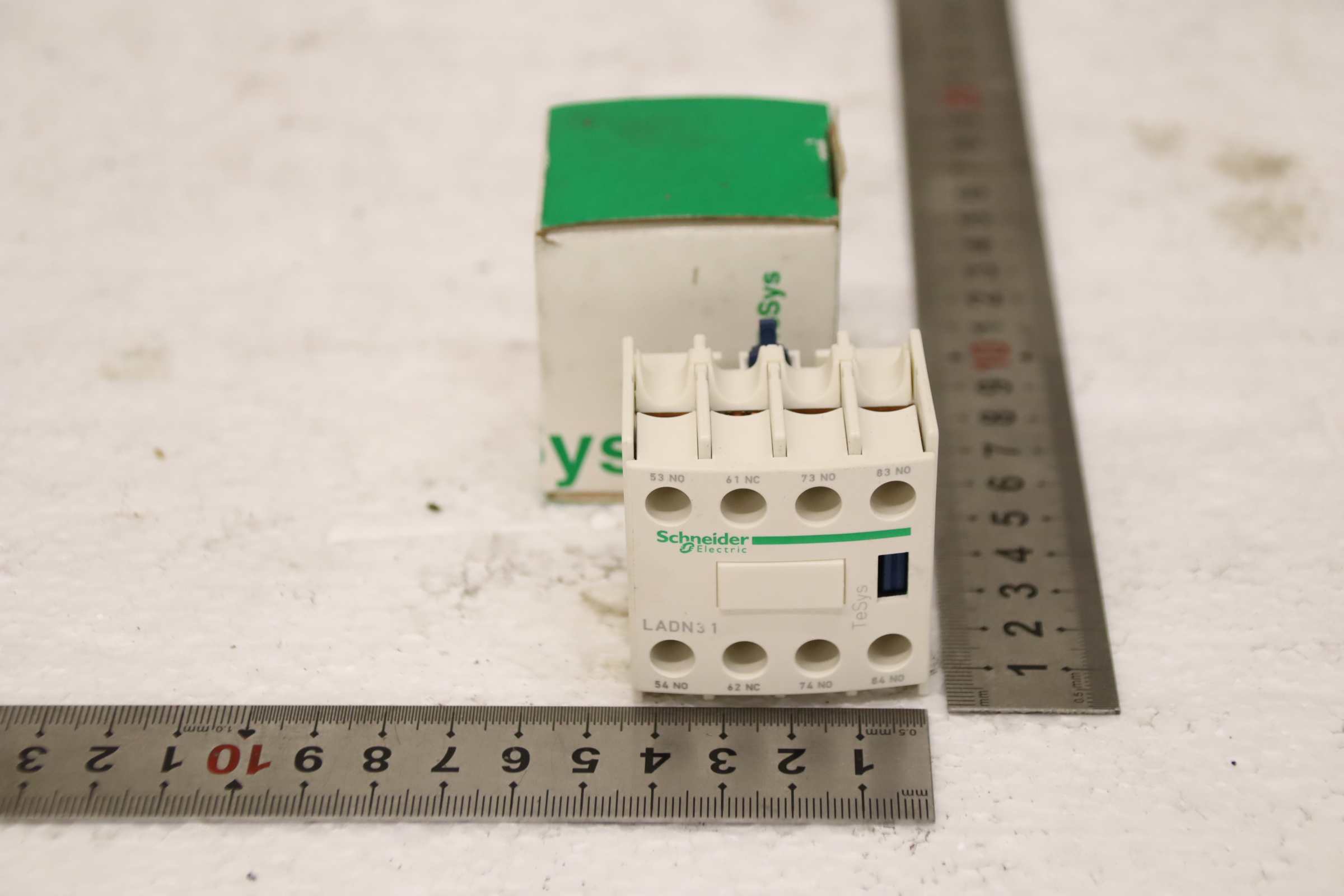 Hilfsschalterblock von Schneider Electric - LADN31 – Bild 3