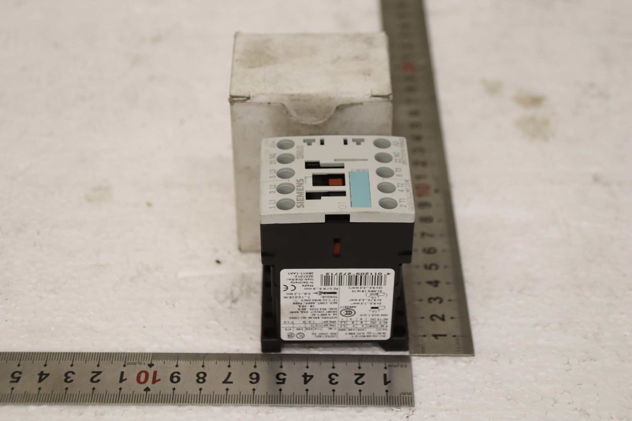 Schütz von Siemens - 3RT1016-1BB42 3ZX1012-0RH11-1AA1 – Bild 3