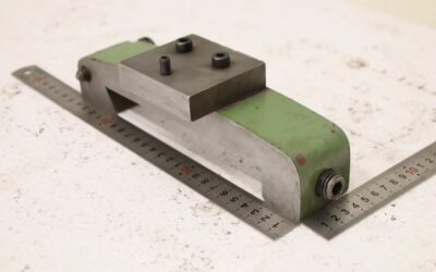 Zwischenhalter mit Tiefeneinstellung von unbekannt - 275/95/H80 mm