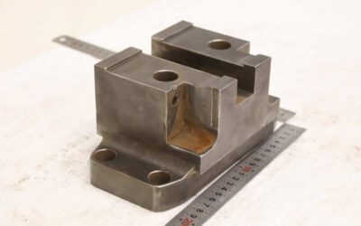 Alternative view of Stempelhalter für Vierkant-Ausklinkstempel von unbekannt - 205/115/105 mm