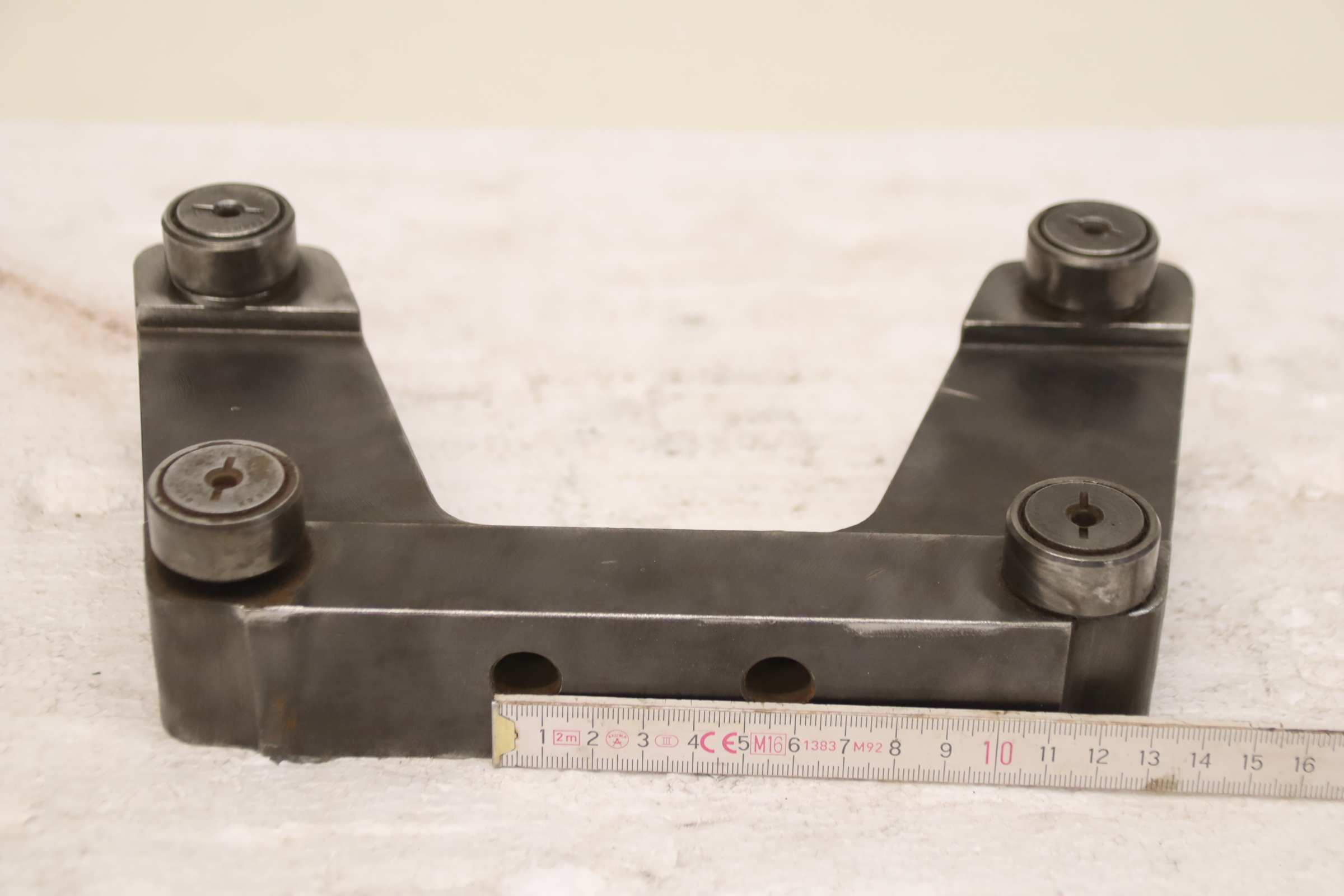Rollenführung von unbekannt - Rollenabstand 84 mm – Bild 7
