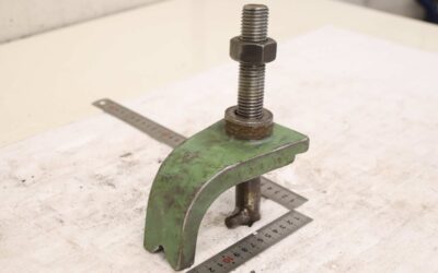 Alternative view of Abziehvorrichtung Vierkant-Ausklinkstempel 2 Stück von unbekannt - 200/140/90 mm