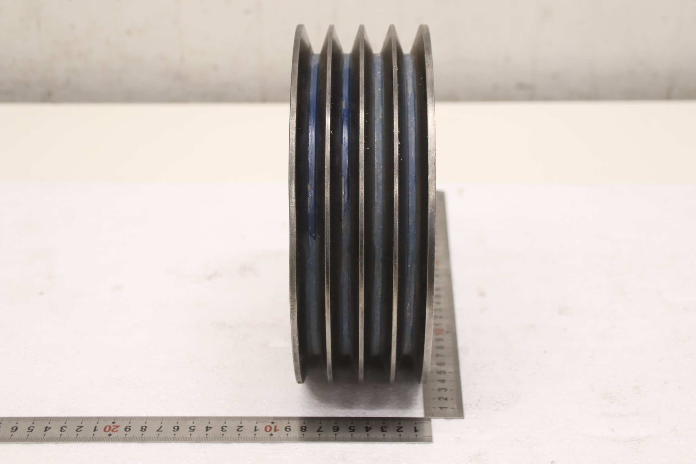 Keilriemenscheibe 4-rillig von Guss - SPB 224-4 (17 mm) – Bild 3