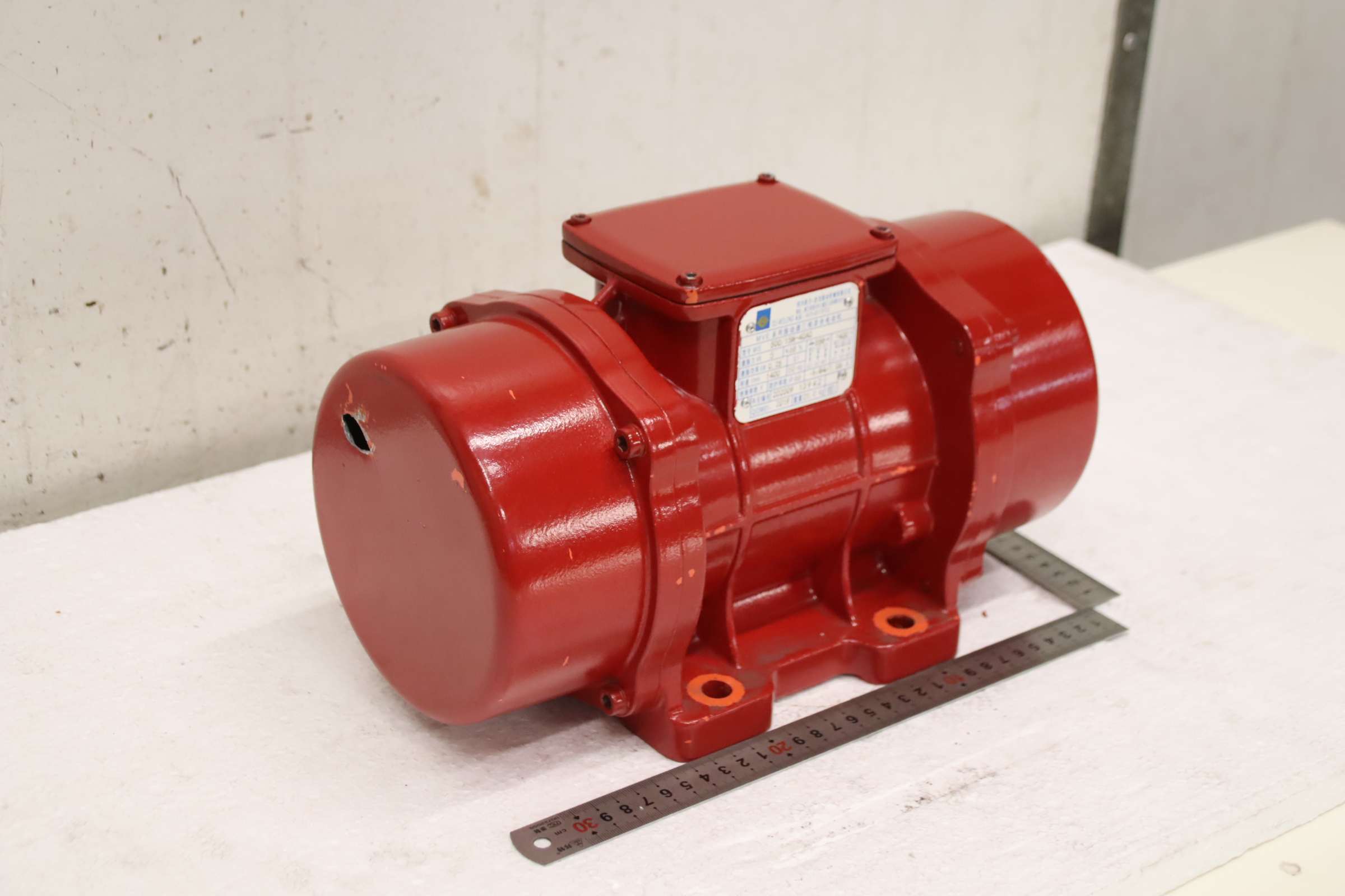 Vibrationsmotor von OLI MVE - MVE 500/15N-4OAO – Bild 2