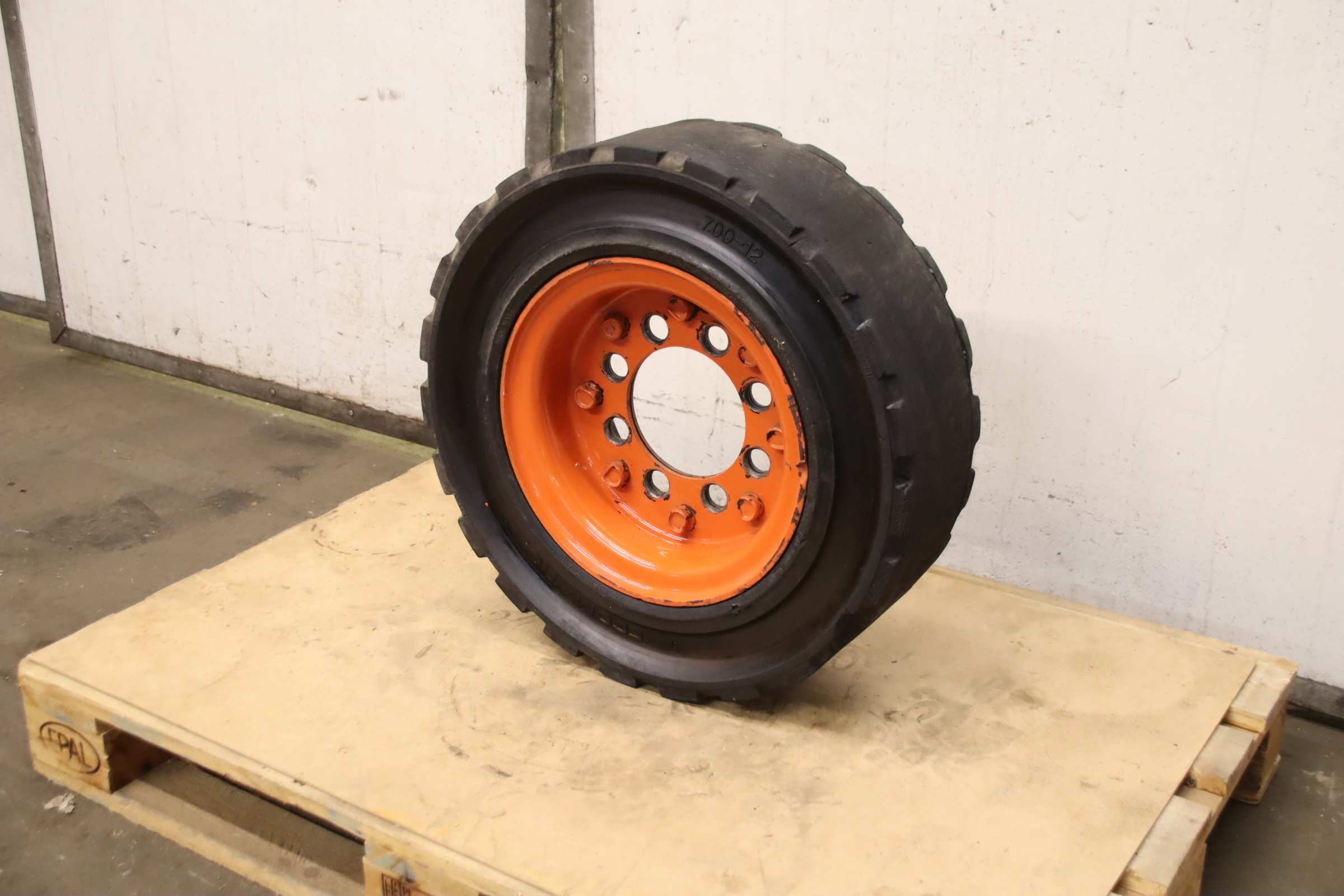 Vollgummi Reifen 2 Stück von Ecomatic - 7.00-12 RIM 5.00 S-12