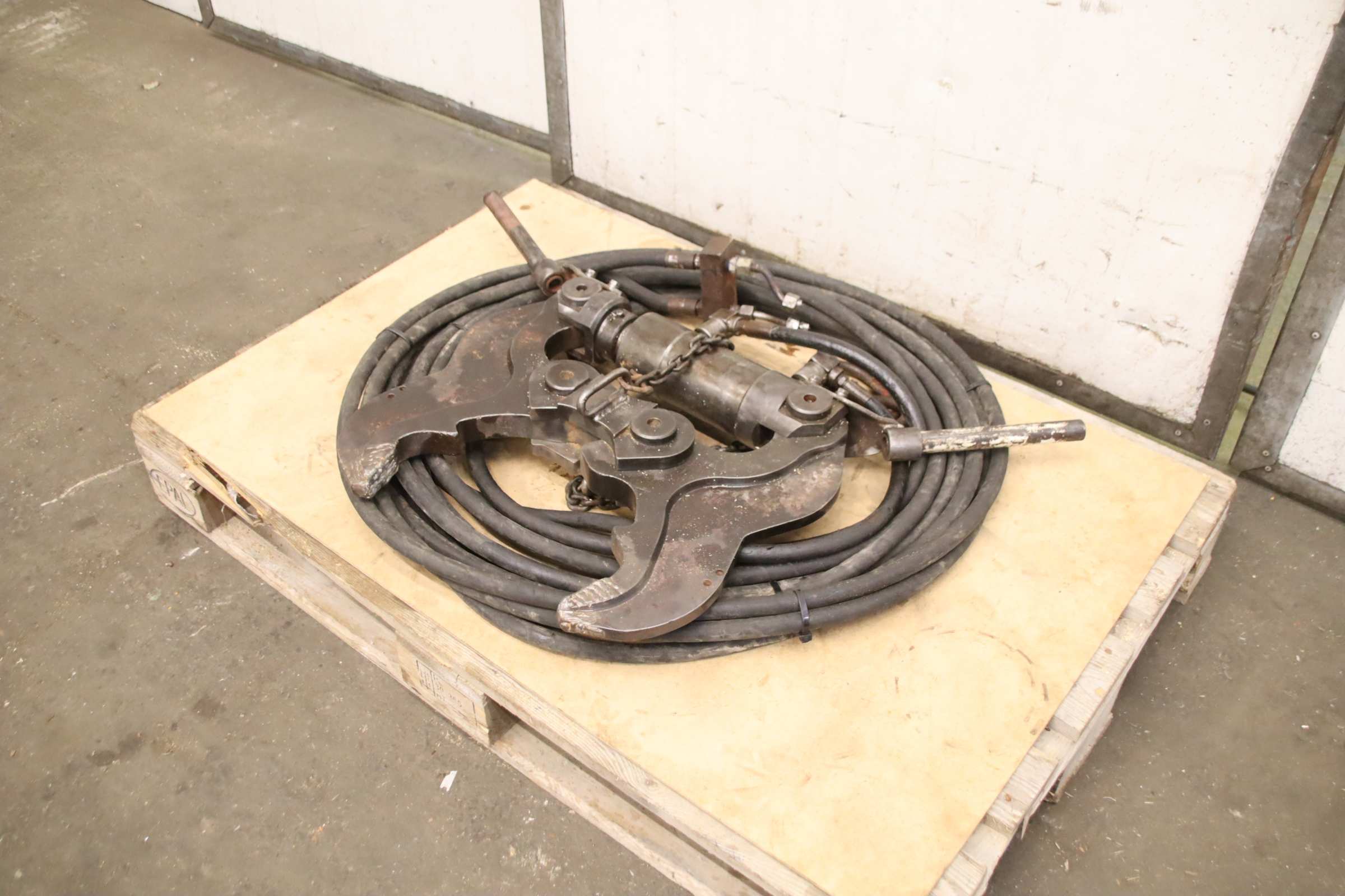Hydraulische Abbruchschere von unbekannt - Öffnungsweite 290 mm