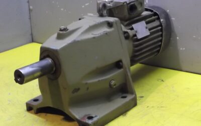 Getriebemotor 0,55 kW 40 U/min von VEB - ZG2 KMR 71 K4