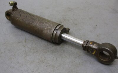 Hydraulikzylinder von unbekannt - Hub 148 mm