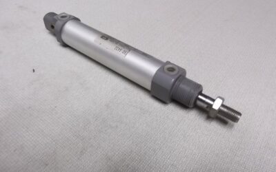 Alternative view of Pneumatikzylinder von unbekannt - 113  025/Hub 80 mm