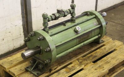 Alternative view of Druckerhöhungszylinder von Fischer - 1125/340/H580 mm