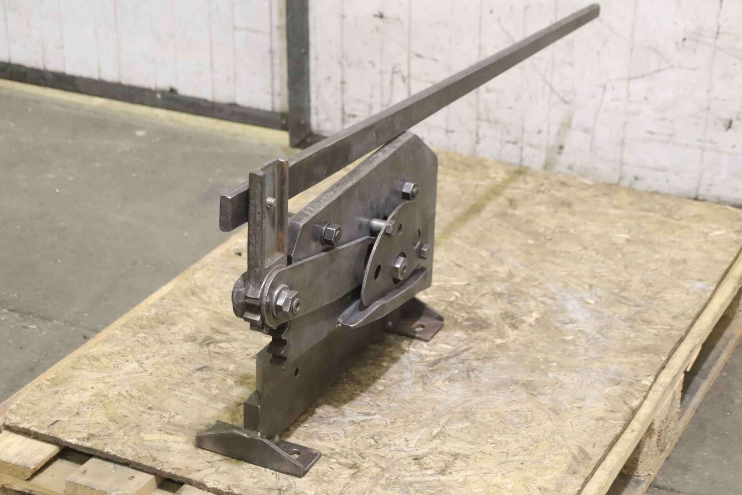 Handhebelschere von Mubea** - Schnittlänge 150 mm