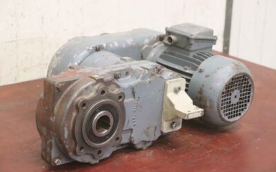 Alternative view of regelbarer Getriebemotor 2,2 kW  277-43 U/min von Nord** - 3380A-R150U-90L/40