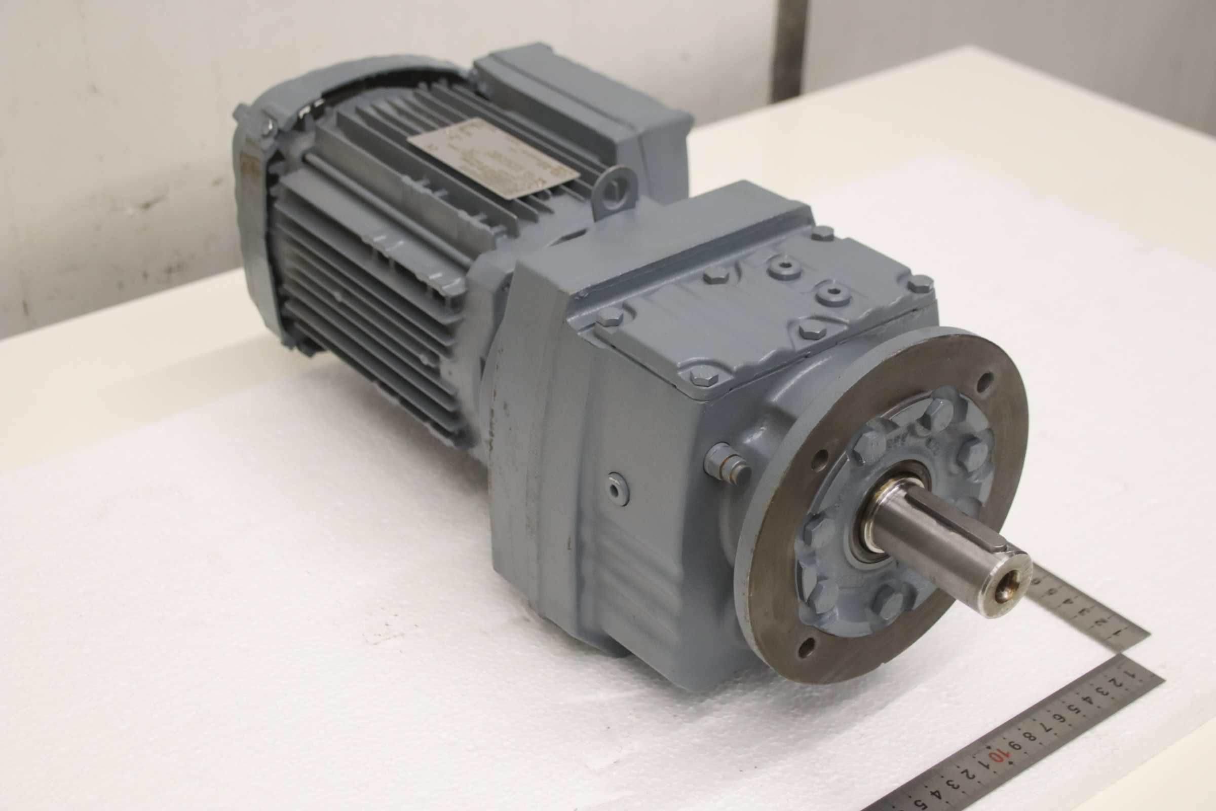 Getriebemotor 0,75 kW 30 U/min von SEW-Eurodrive - RF47 DRN80M4/DI/KD1/TF/E18Z – Bild 9