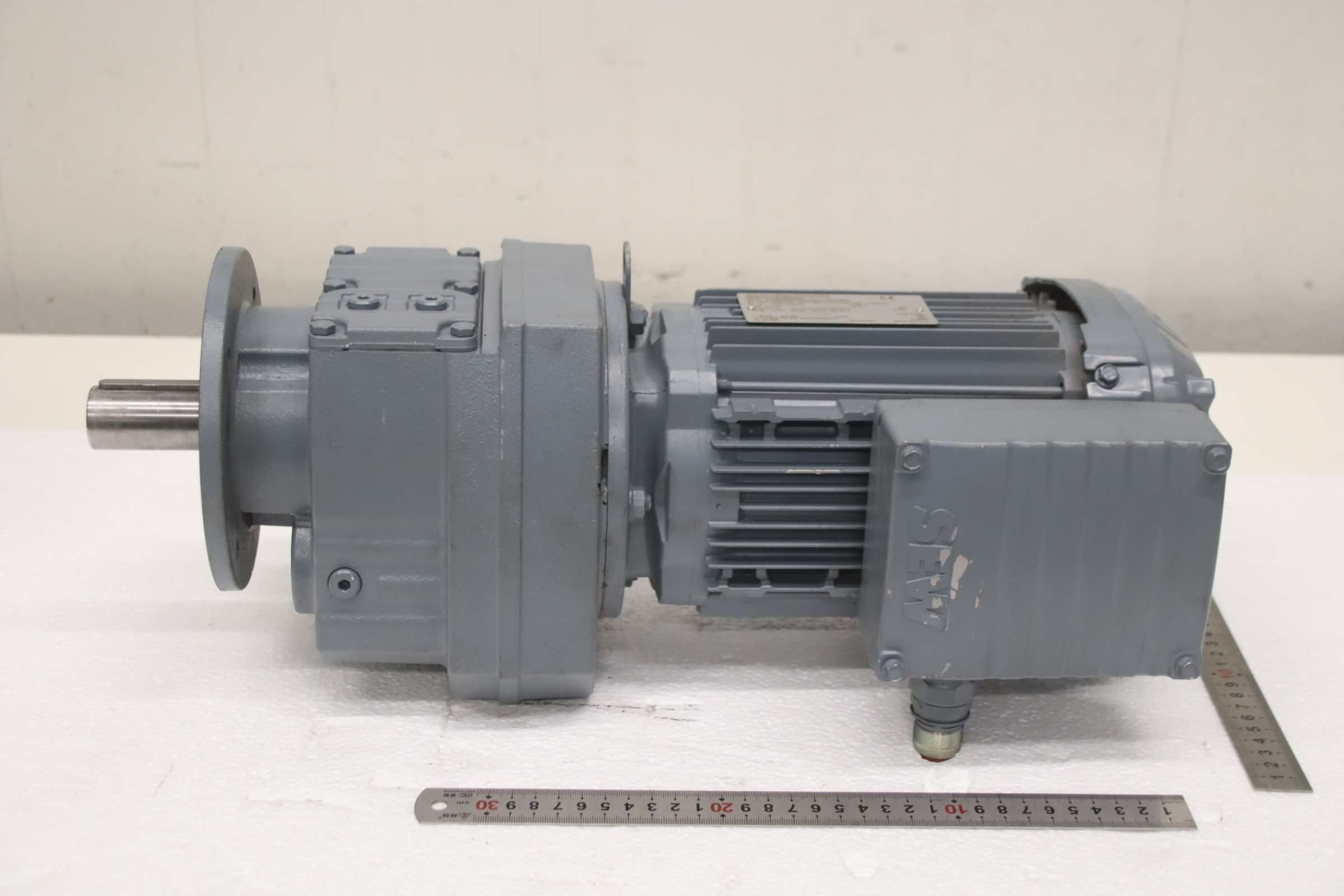Getriebemotor 0,75 kW 30 U/min von SEW-Eurodrive - RF47 DRN80M4/DI/KD1/TF/E18Z – Bild 12
