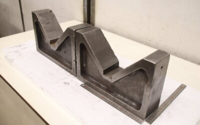 Prismenblock 90° 2 Stück von Stahl** - 380/102/H240 mm