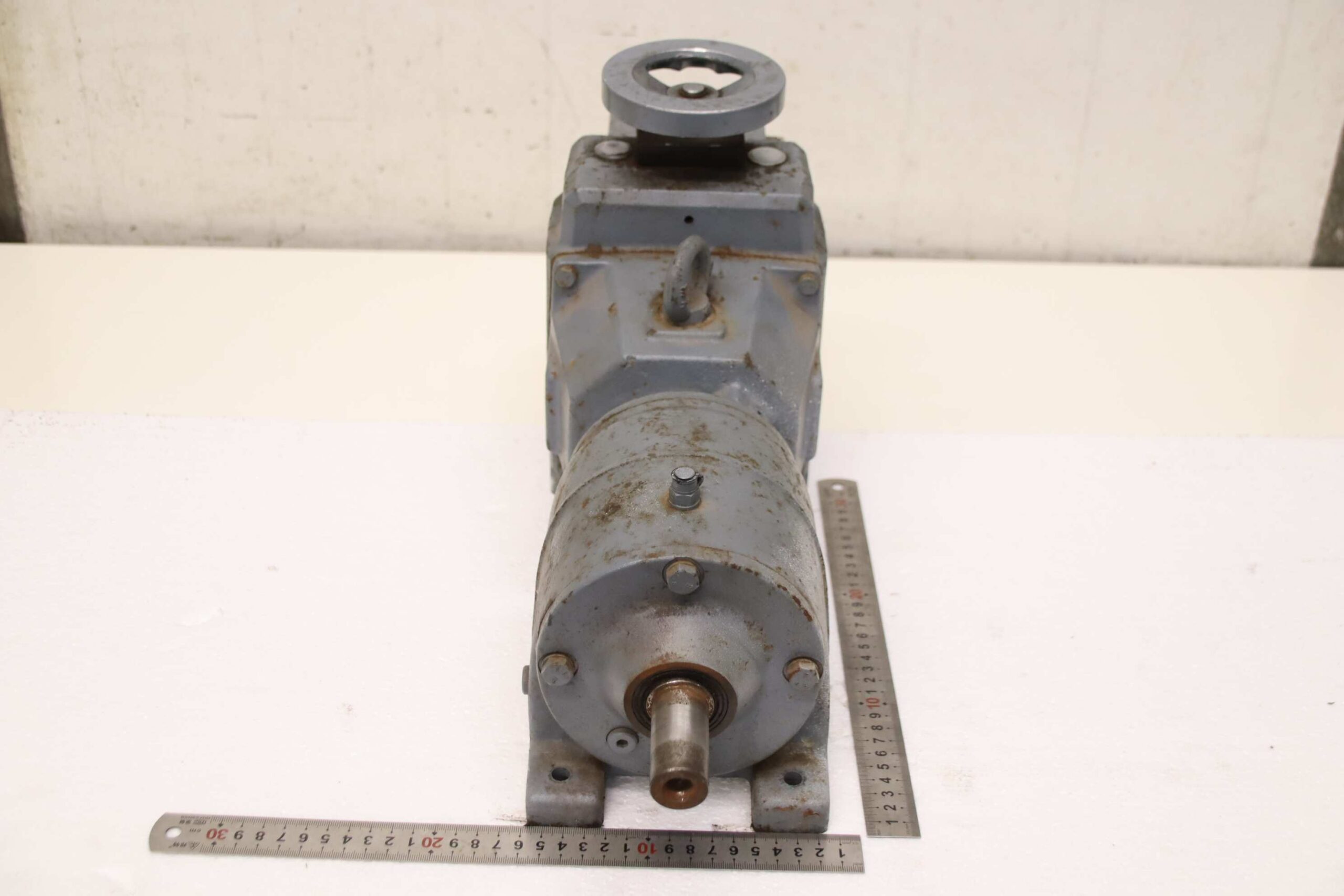 regelbarer Getriebemotor 0,37 kW 8,5-42 U/min von SEW Eurodrive - R40 D16 DT71D4 – Bild 3