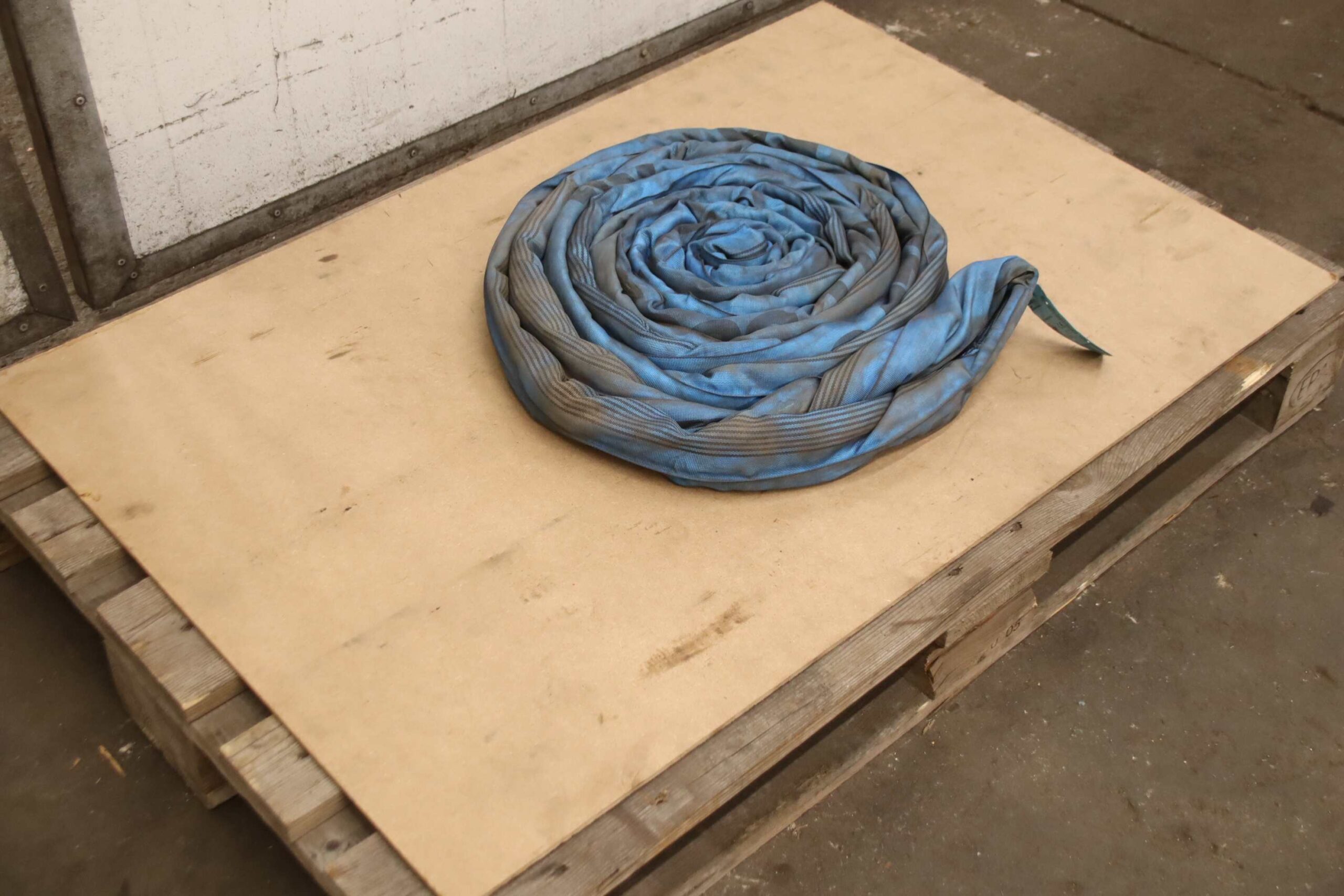 Rundschlinge 4,0 m von Dolezych - WLL 8.000 kg – Bild 2
