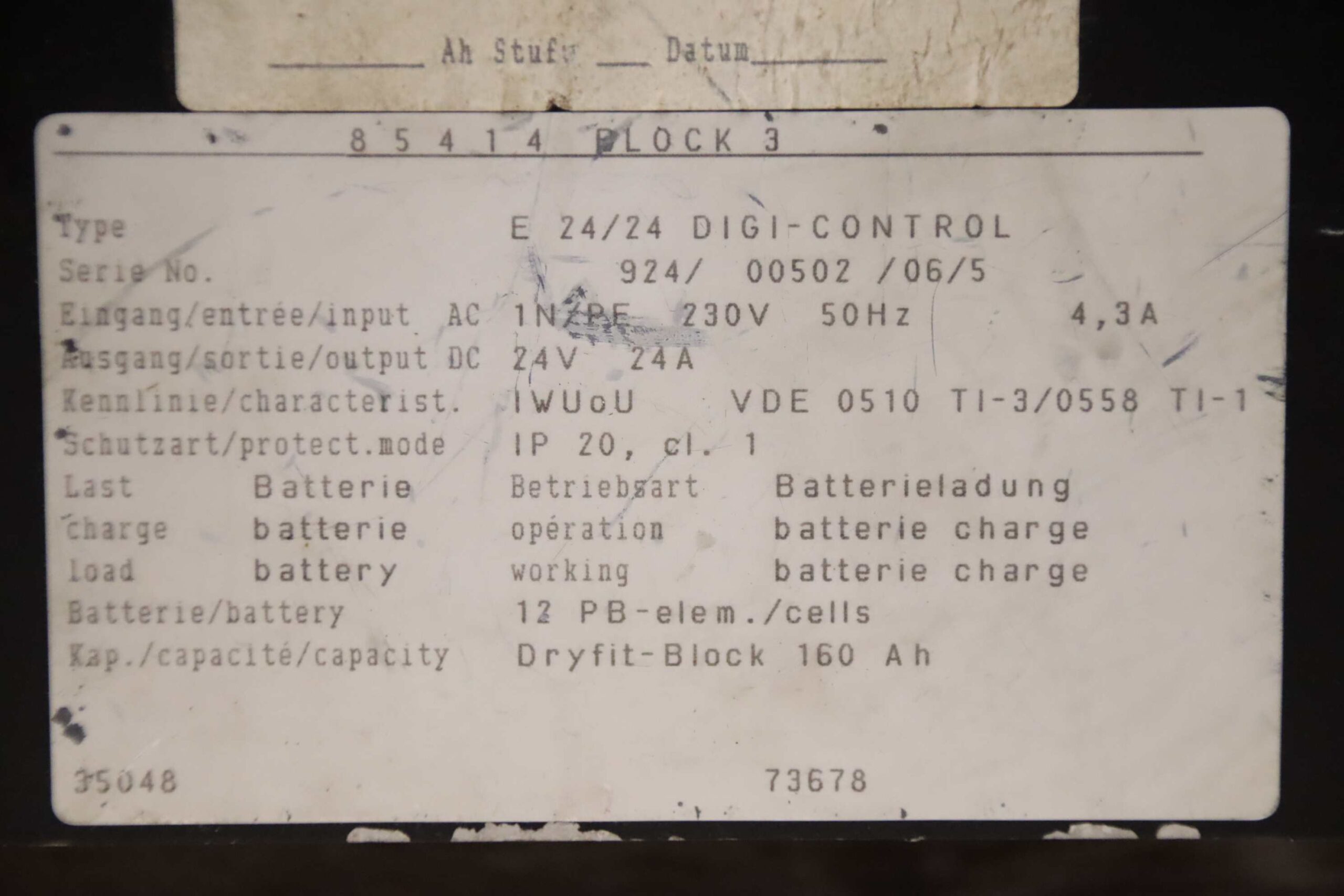Ladegerät für Scheuersaugmaschine 24 V/24 A von Gansow - E 24/24 DIGI-CONTROL – Bild 4