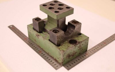Stanzwerkzeug von unbekannt - 200/120/H150 mm