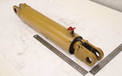 Hydraulikzylinder von unbekannt - Hub 300 mm