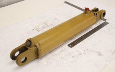 Alternative view of Hydraulikzylinder von unbekannt - Hub 300 mm