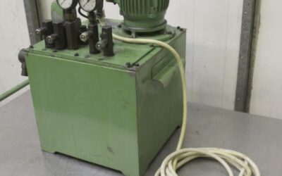 Hydraulikaggregat für Kraftspannfutter von Röhm** - 1E2UHS316