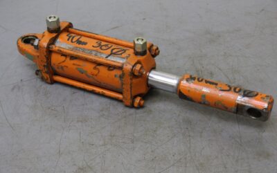 Hydraulikzylinder von unbekannt - Hub 40 mm
