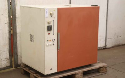 Alternative view of Trockenofen 3,3 kW 270°C von Labor Müszeripari Müvek** - LP-321/2