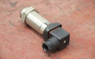 Induktiver Sensor Näherungsschalter von Bernstein** - M30AS/010-LSD