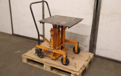Scherenhubtischwagen 300 kg von Larf - FH 3/6T