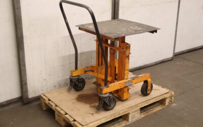 Alternative view of Scherenhubtischwagen 300 kg von Larf - FH 3/6T