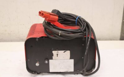 Ladegerät für Scheuersaugmaschine 24 V/17 A von Gansow - minitron II E 24/17 Dryfit-Bloc – Bild 8