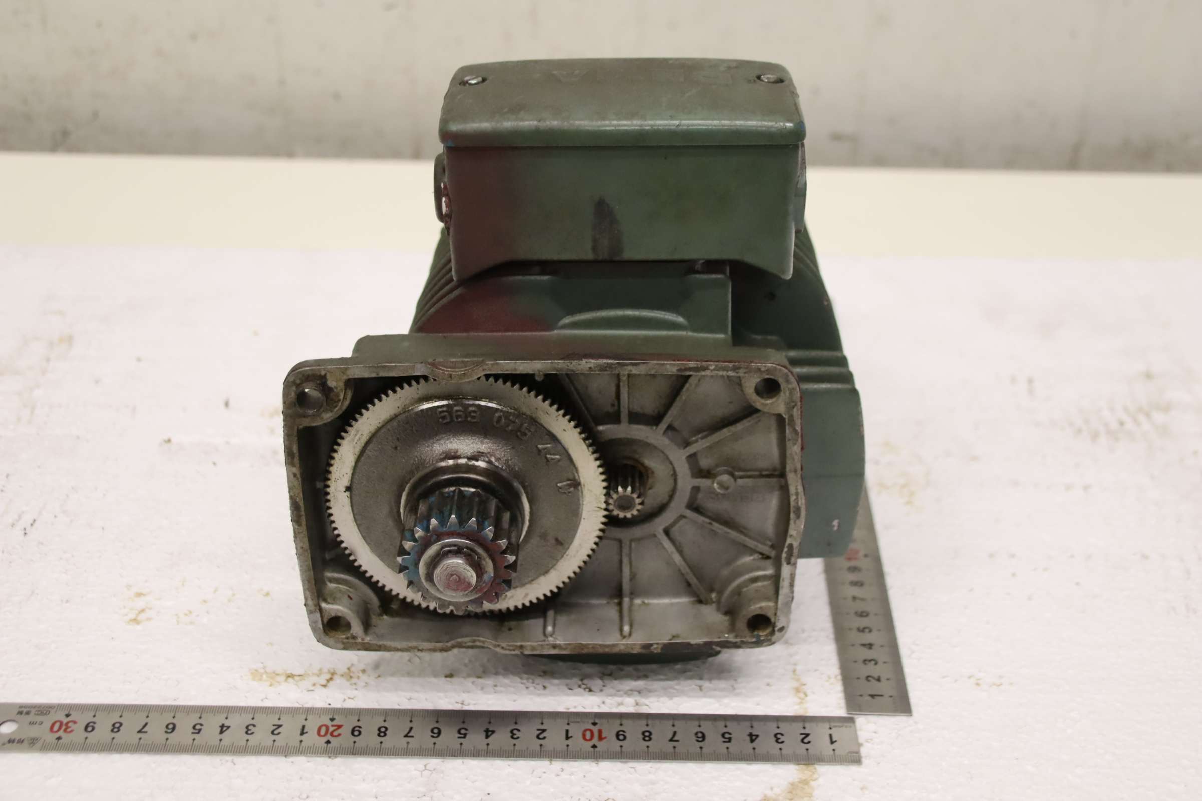Getriebemotor 0,07/0,27 kW 680/2900 U/min U/min von Mannesmann Demag - 13/6 PF 8/2 – Bild 3