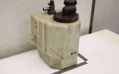 Alternative view of Servobehälter Hydraulikbehälter von unbekannt - 310/270/H370 mm