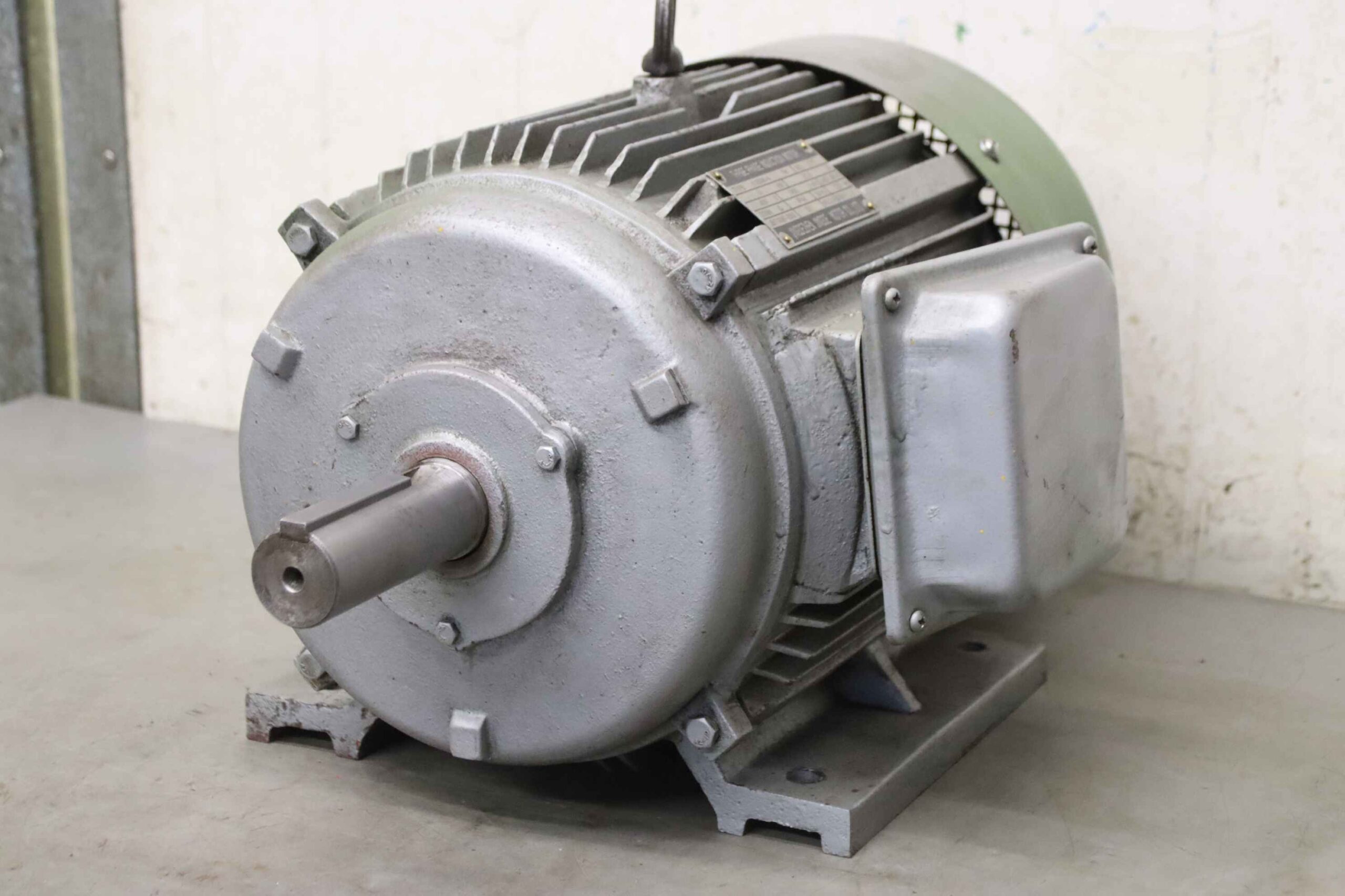 Elektromotor 11 kW 1460 U/min von Jingdezhen** - Y160M-4