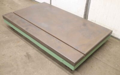 Aufspannplatte mit T Nut von unbekannt** - 2020/1250/H315 mm