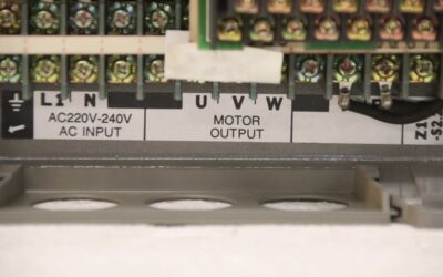 Frequenzumrichter 2,2 kW von Mitsubishi - Freqrol Z-120  FR-Z120-S2.2K – Bild 14
