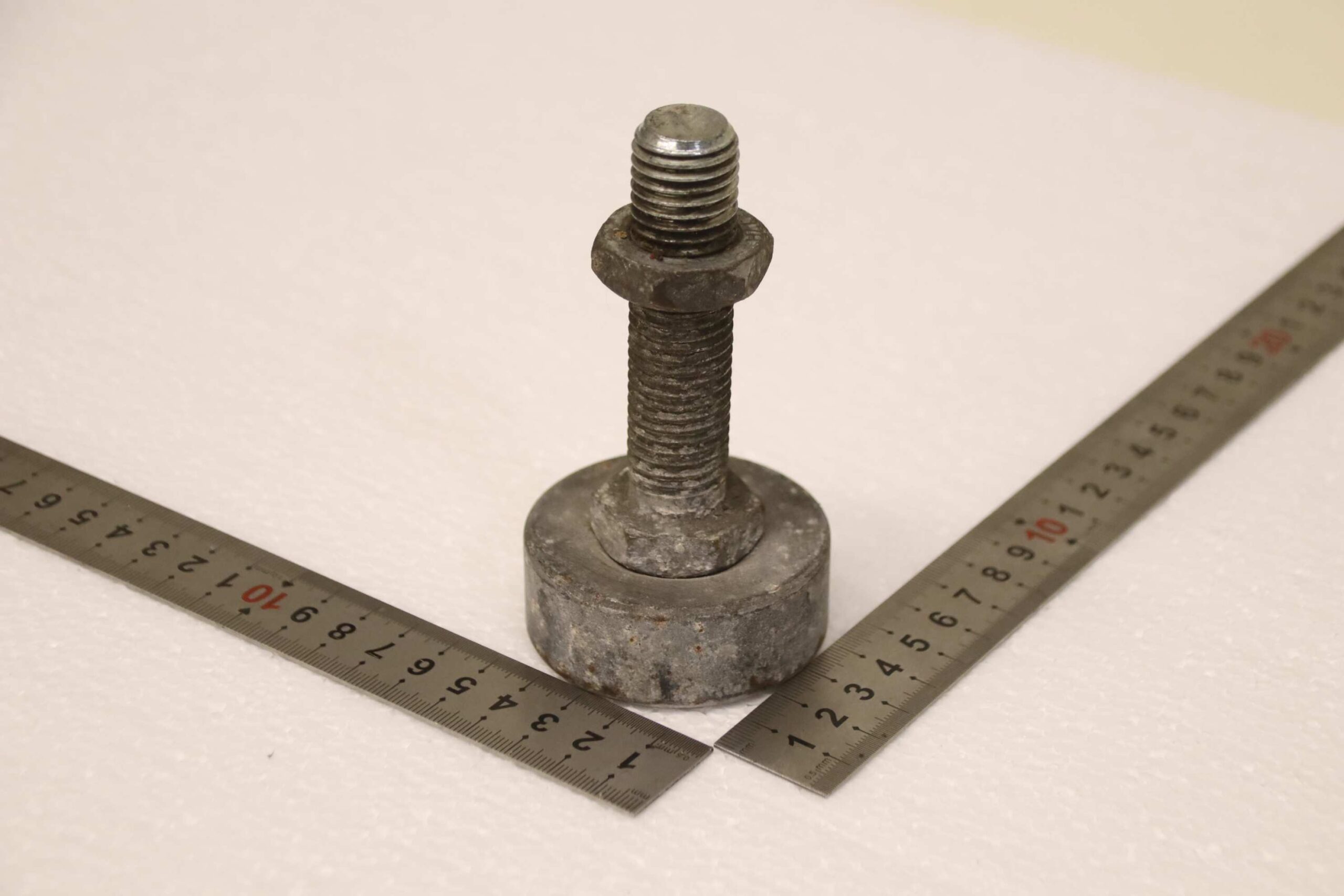 Schraubbock 4 Stück von unbekannt - Ø 60/110 mm M20