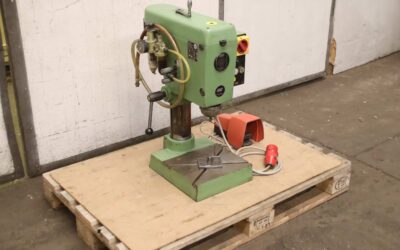 Alternative view of Taumelnietmaschine von FMW - HN1B-2