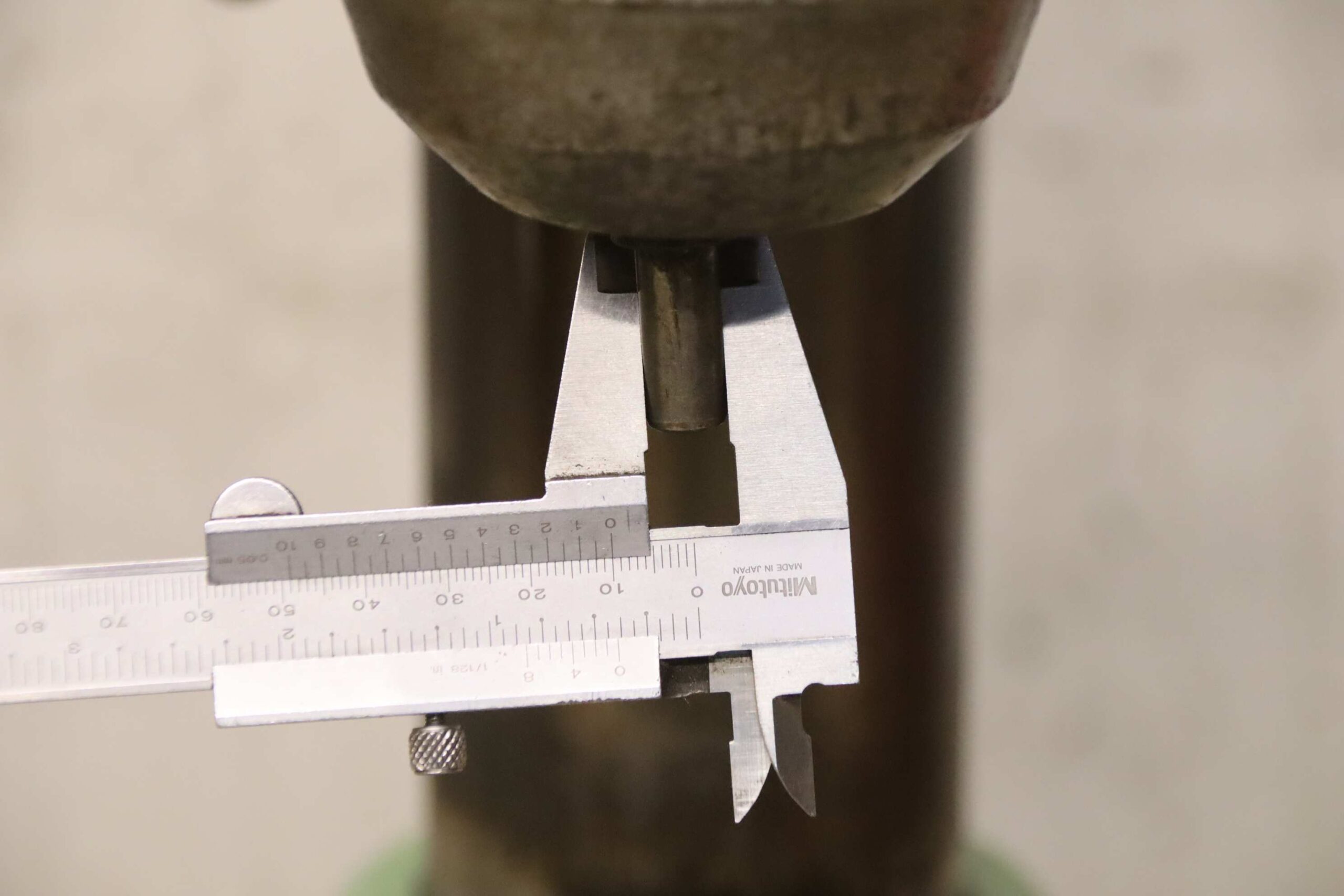 Taumelnietmaschine von FMW - HN1B-2 – Bild 11