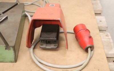 Taumelnietmaschine von FMW - HN1B-2 – Bild 15